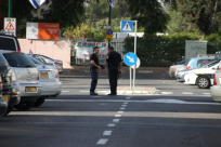 يافا: إلقاء قنبلة يدوية تجاه إحدى الشقق السكنية في حي تل كبير 